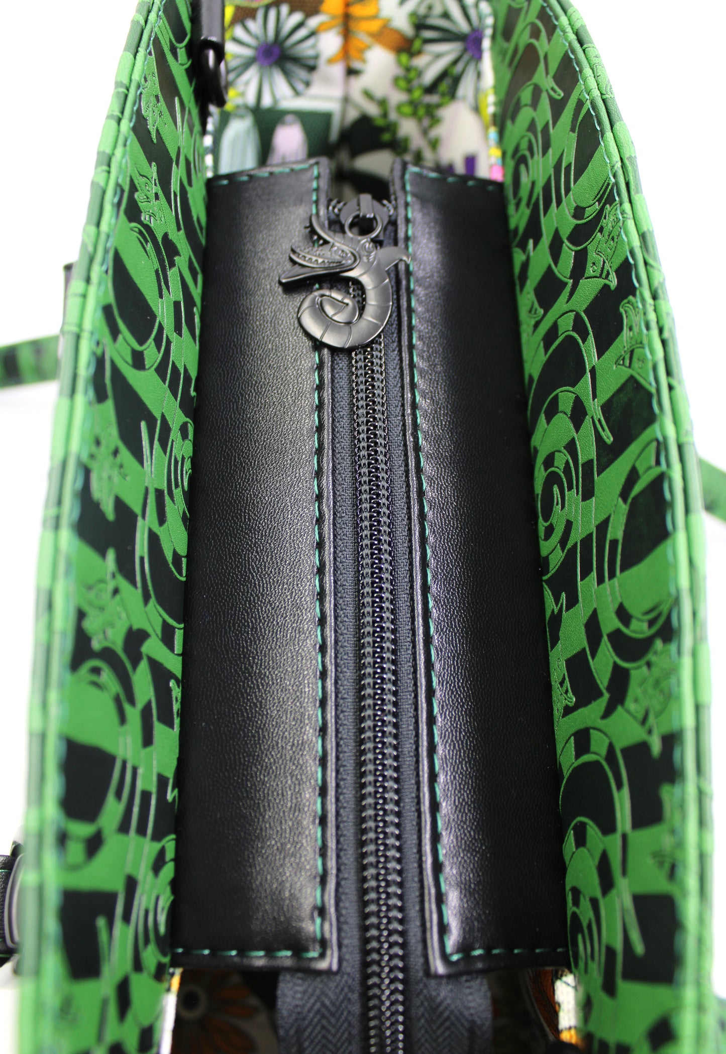 Sandworm Shoulder Bag