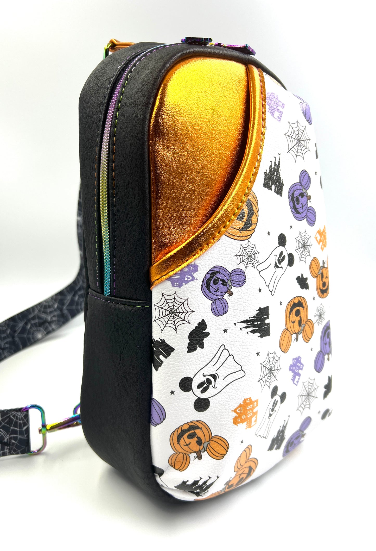 Pumpkins and Ghosts Mouse Sling Bag